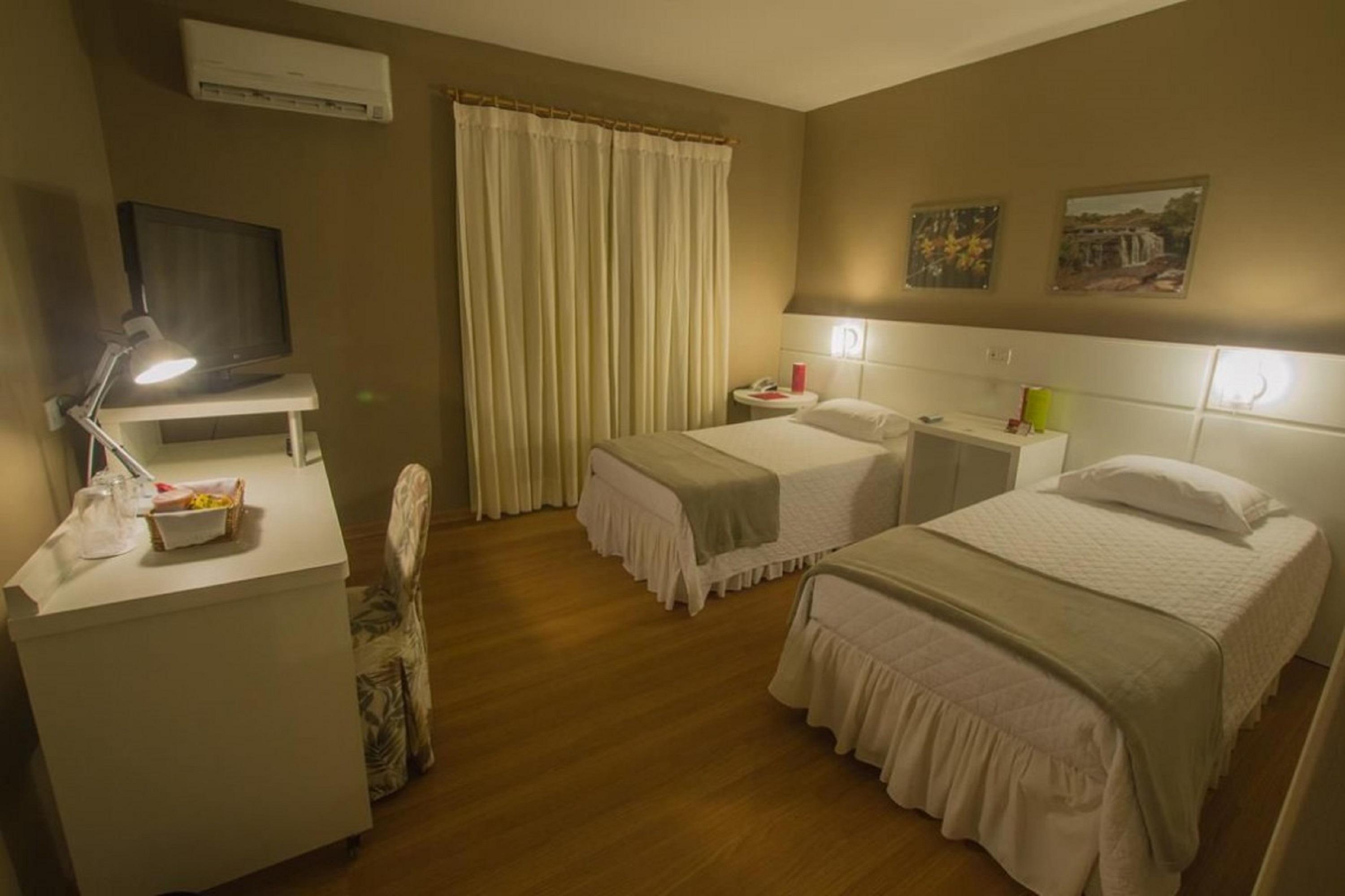Hotel Sj Jaguariaiva - San Juan Jaguariaíva Zewnętrze zdjęcie