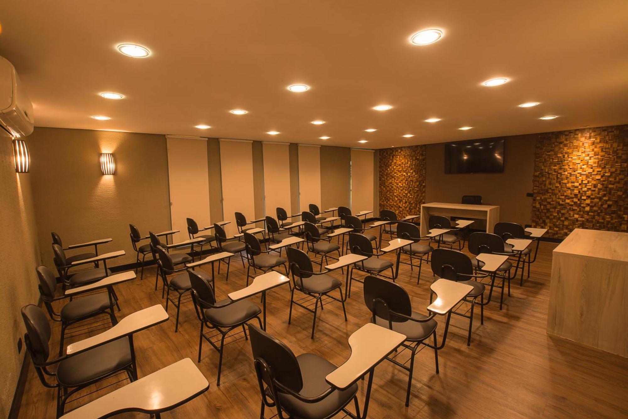 Hotel Sj Jaguariaiva - San Juan Jaguariaíva Zewnętrze zdjęcie