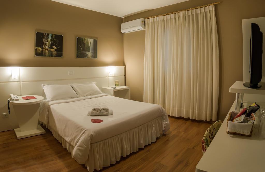Hotel Sj Jaguariaiva - San Juan Jaguariaíva Zewnętrze zdjęcie